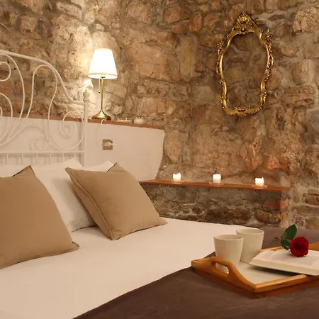 La Rosa Dei Vespucci Historic Appartement *