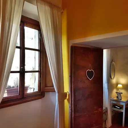 La Rosa Dei Vespucci Historic Apartamento *
